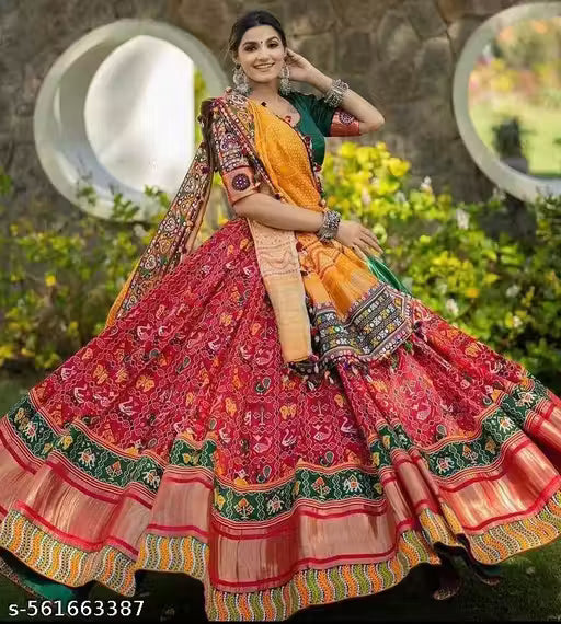 Red Colour Beautiful and Stylish Navratri Special Cotton Silk Lahenga (Chaniya ) Choli For Women